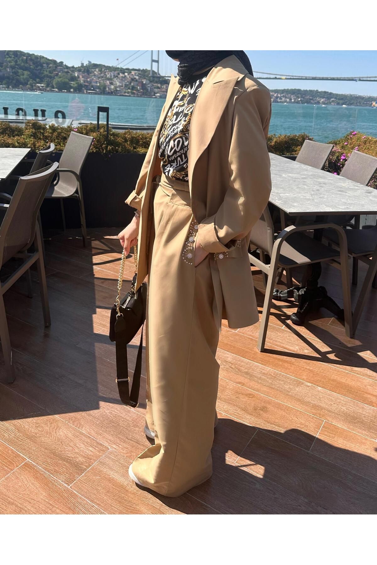 ZBA COUTURE Taş İşlemeli Bej Blazer Takım