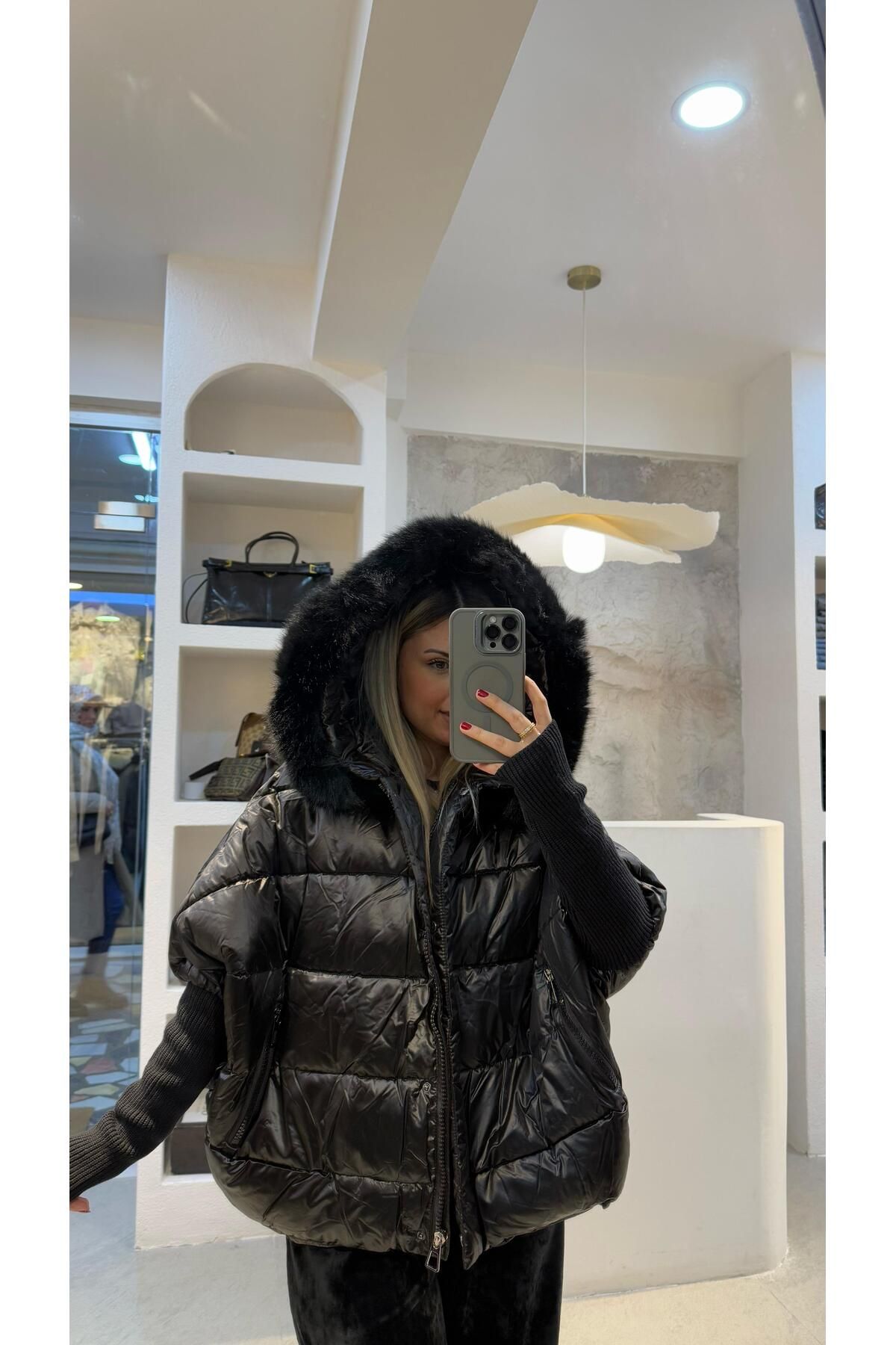 SEVİNÇ GÜNGÖR İTHAL ŞİŞME KISA MONT
