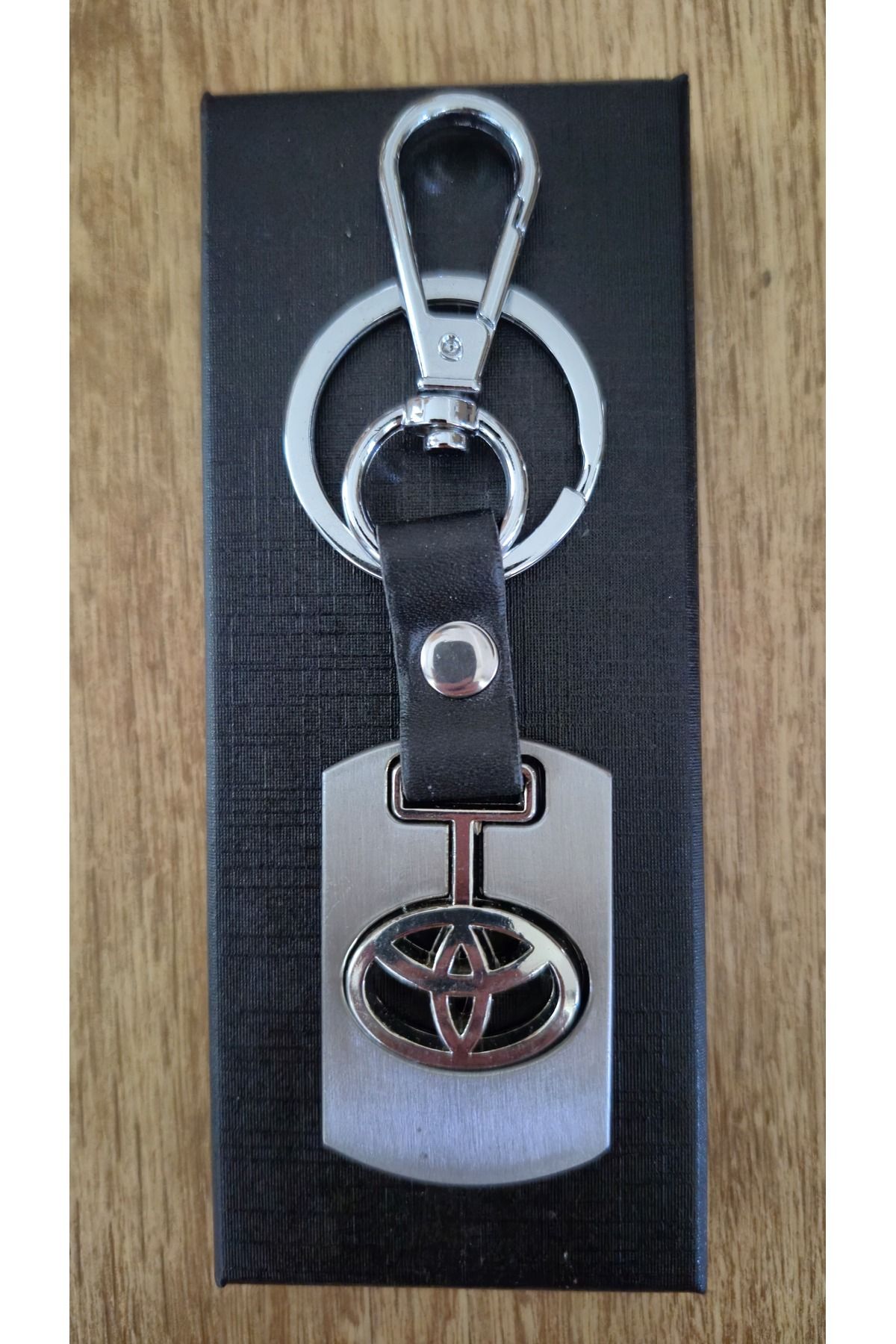 Land of Souvenir Araba Metal Deri Anahtarlık