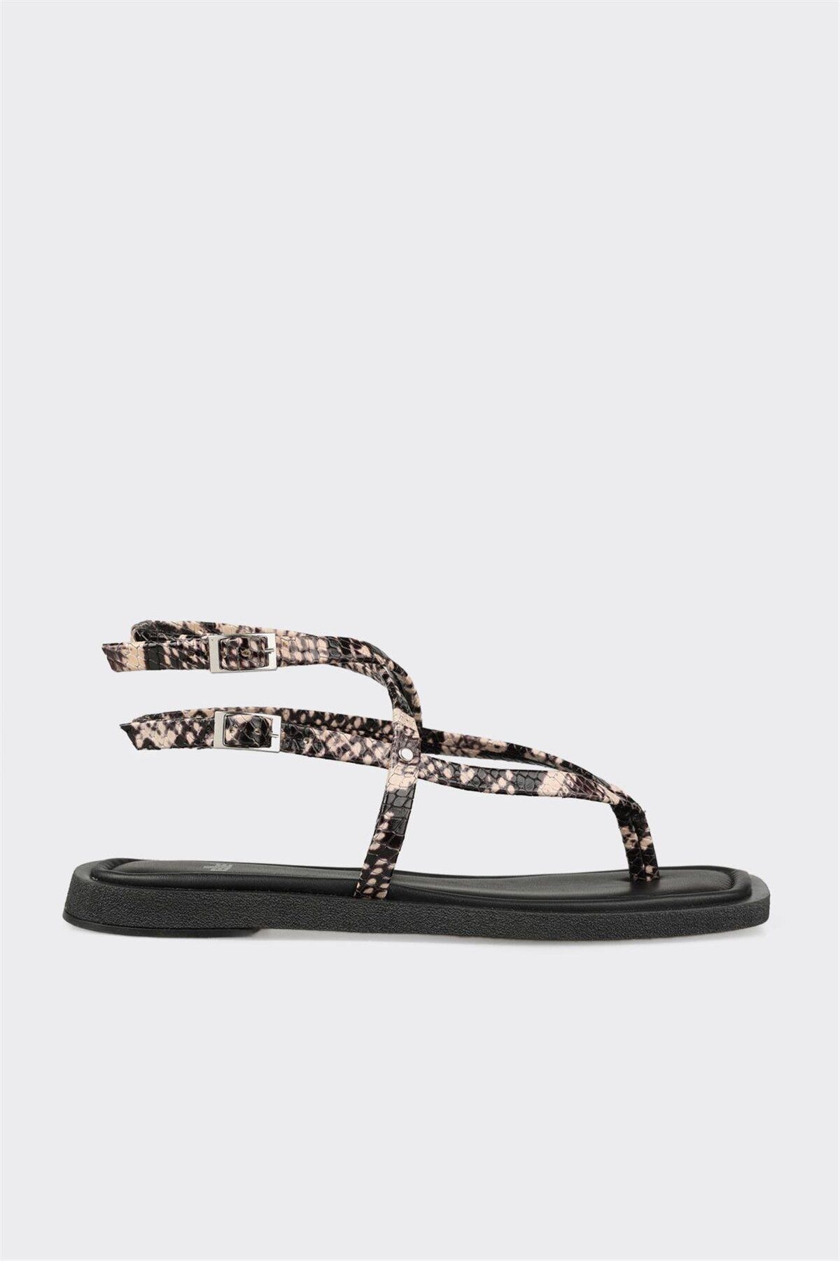 Elle Shoes Siyah Deri Kadın Parmak Arası Sandalet