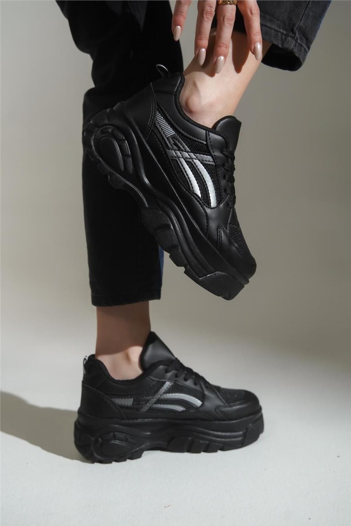 lovitto Yüksek Taban Bağcıklı Spor Sneaker