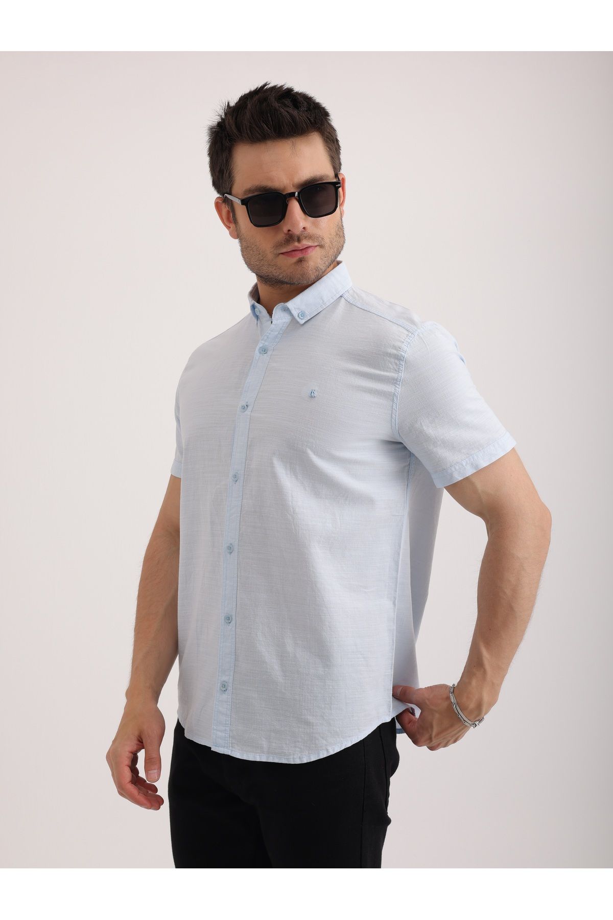 Sabe Erkek Slim Fit Mavi Şık ve Rahat Kısa Kollu Keten Gömlek