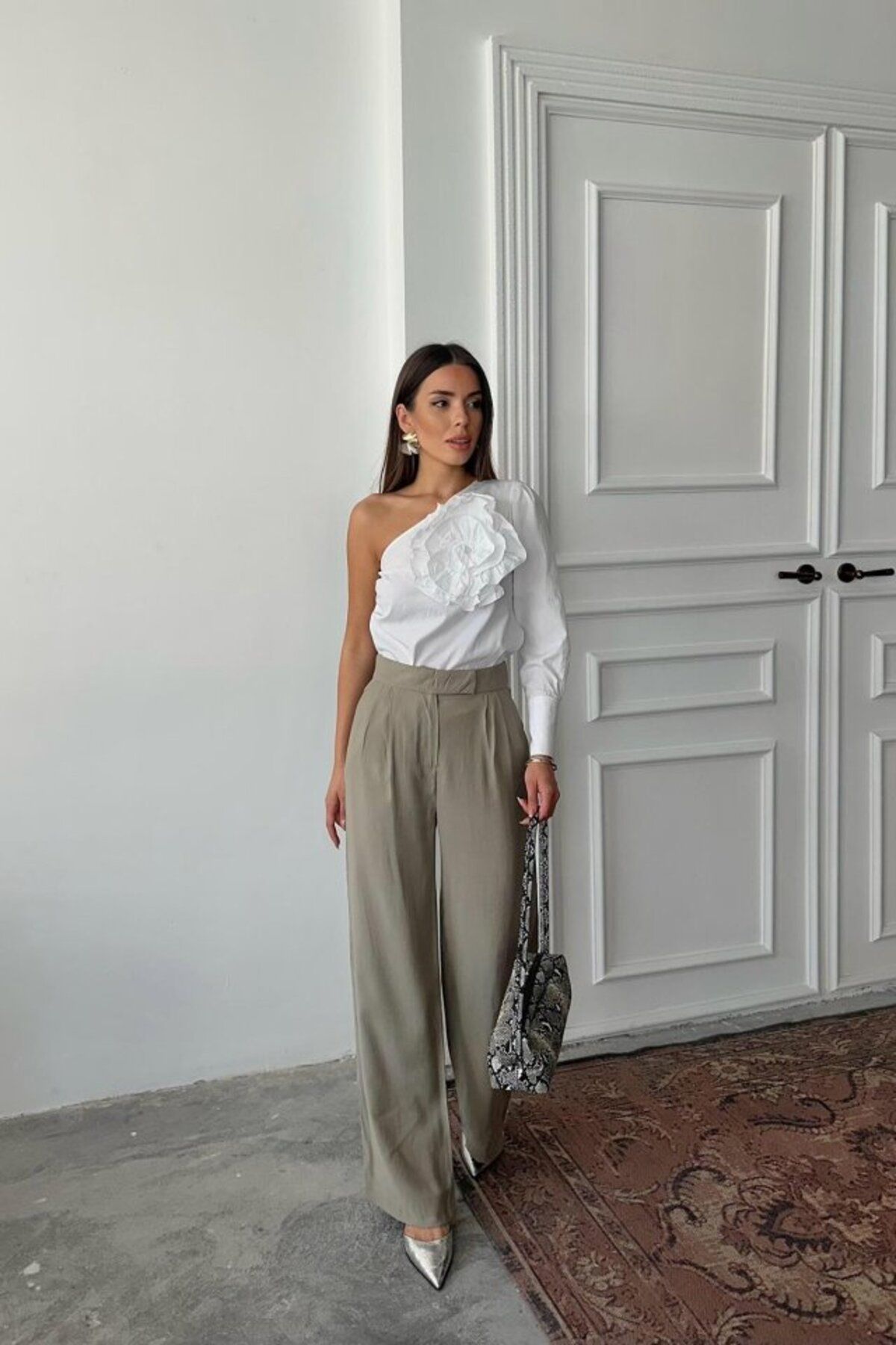 VELİZADE Yüksek Bel Esnek Konfor Modeli Cırt Cırt Kapama Bol Paça Wide Leg Haki Palazzo Kumaş Pantolon