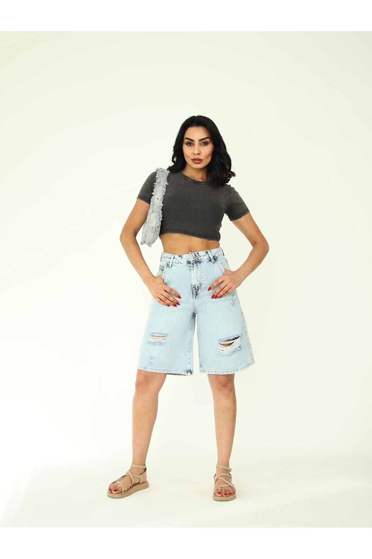 Zeo Basic-Ice Wash Ripped Denim Shorts 3