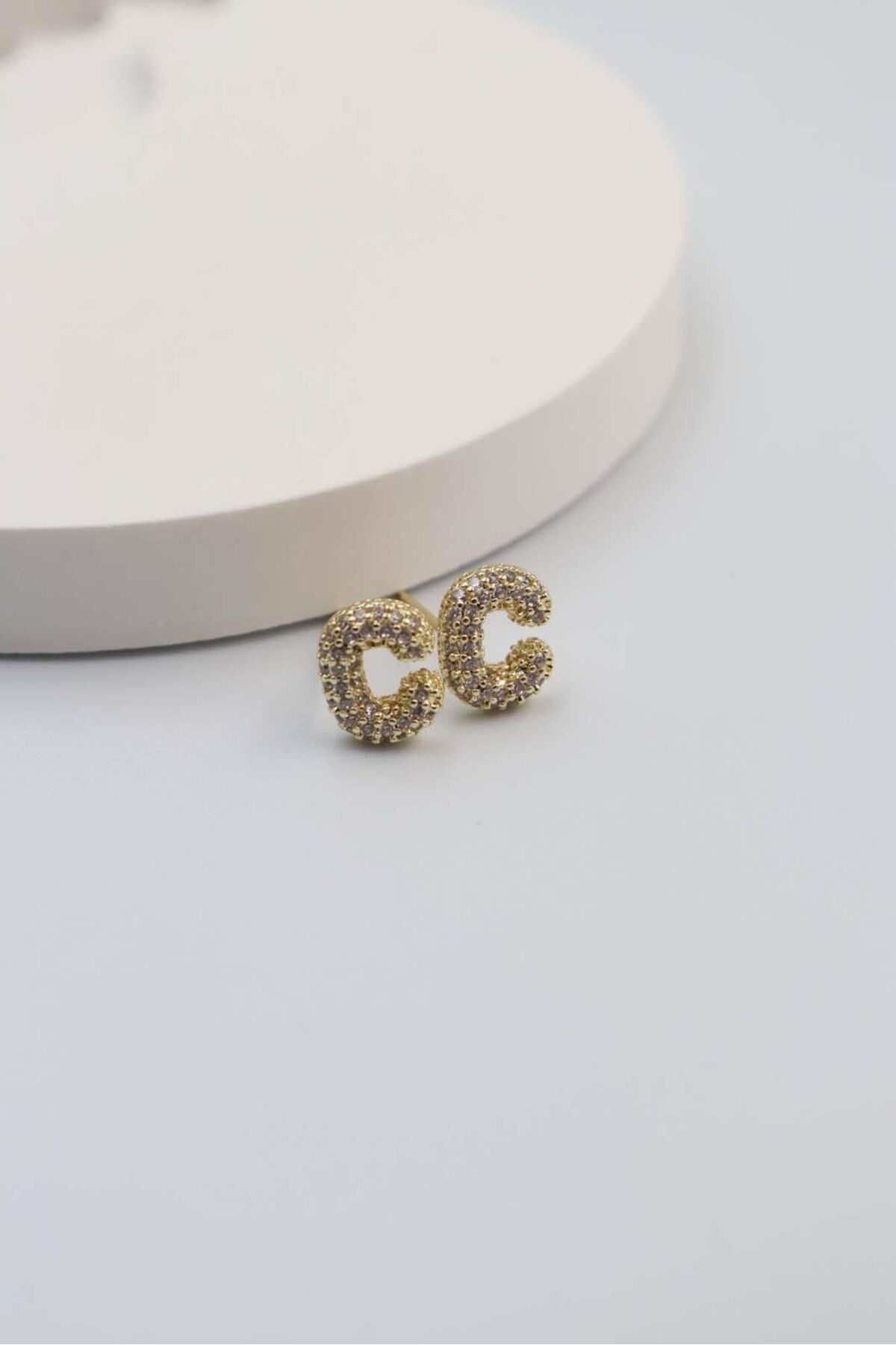 BY CANSU ACCESSORİES Gold Harf Küpe