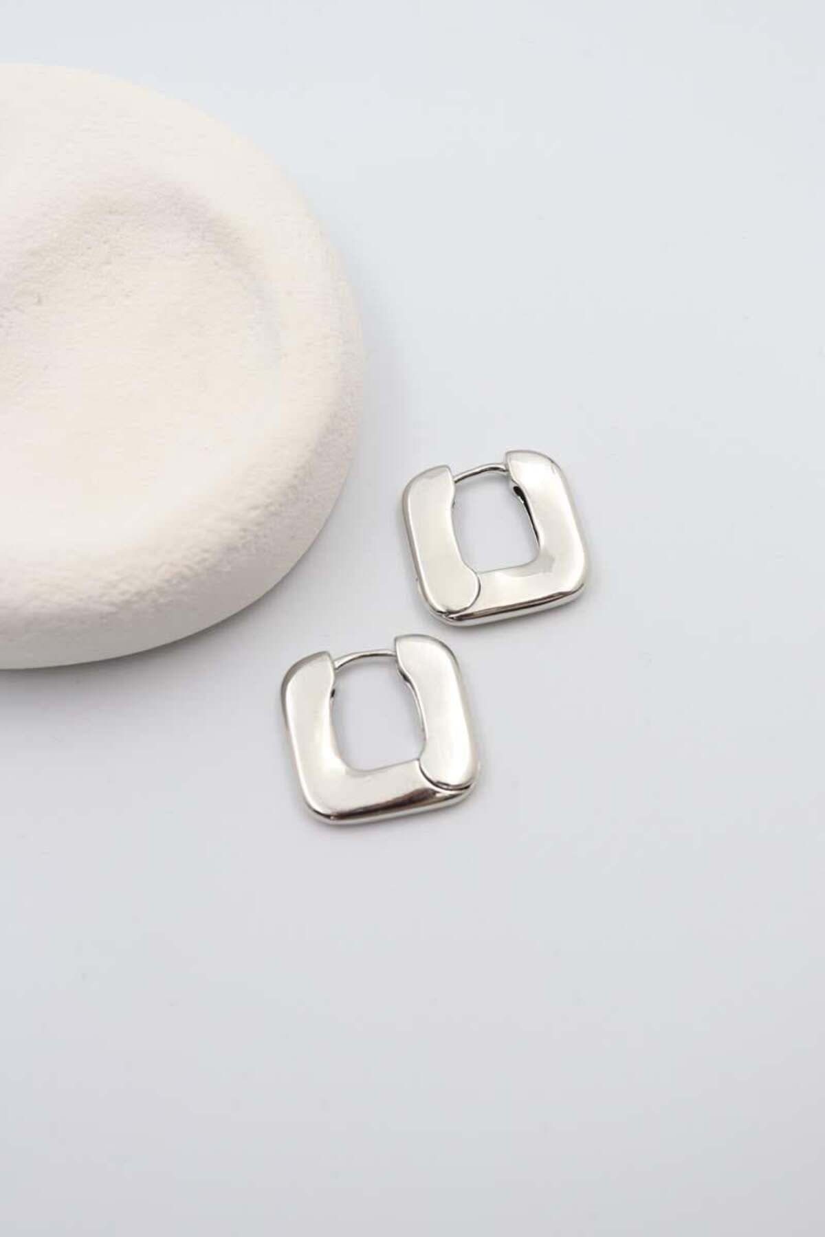 BY CANSU ACCESSORİES Esta Silver Küpe