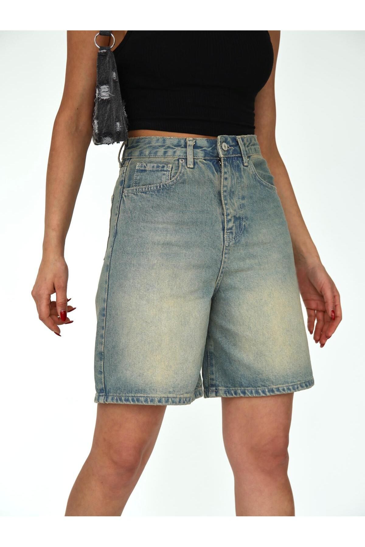 Zeo Basic-Pipe Leg Denim Shorts 5