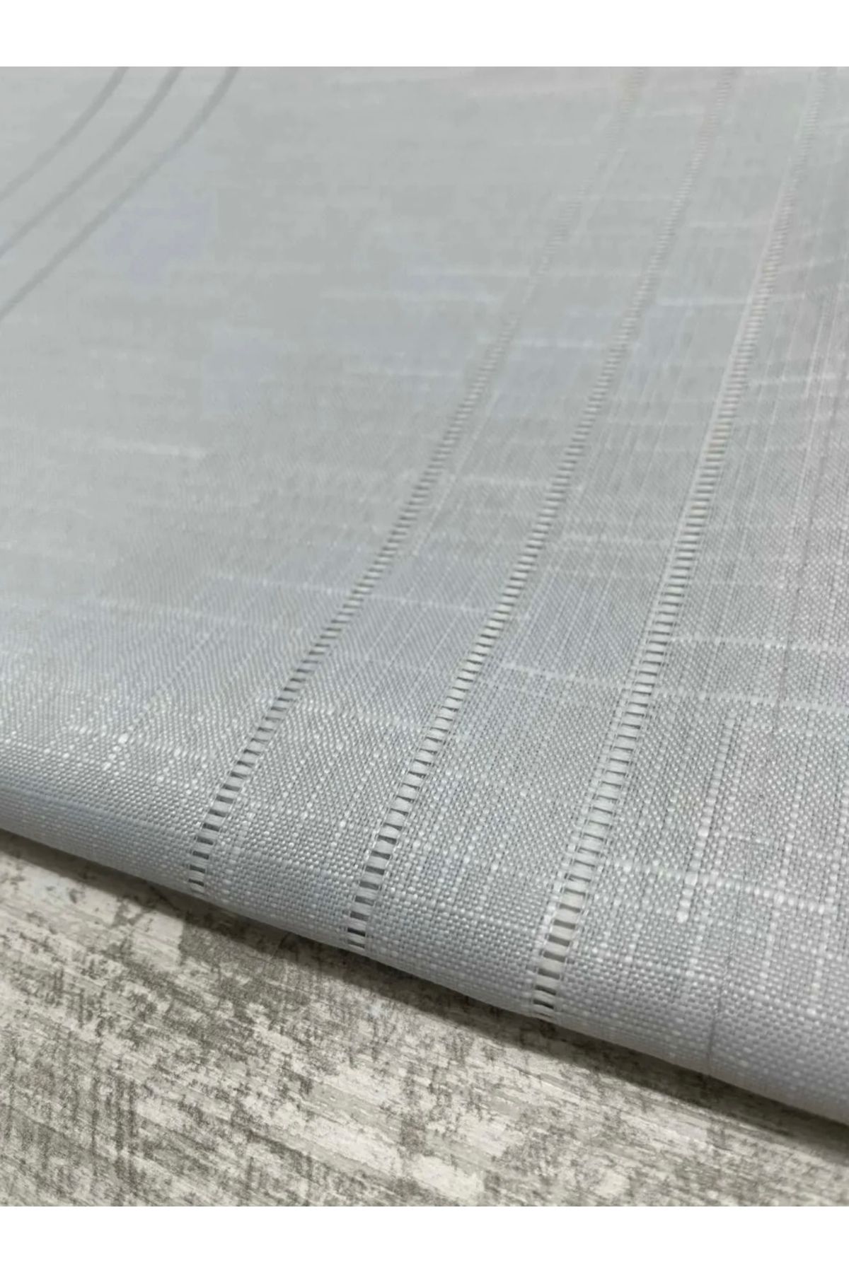 COLBER DERTSİZ MASA ÖRTÜSÜ 160X220 EBATINDA