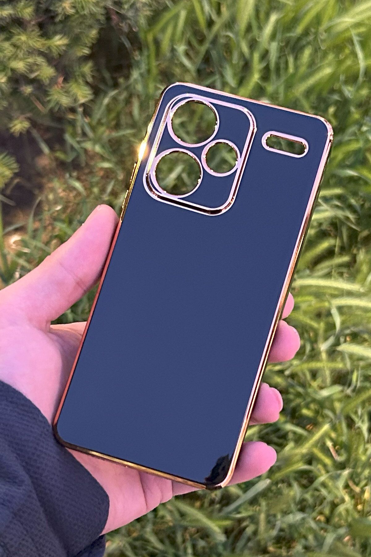 CEPSTOK Xiaomi Redmi Note 13 Pro Plus 5G Kılıf Kenar Detaylı Yumuşak Parlak Silikon