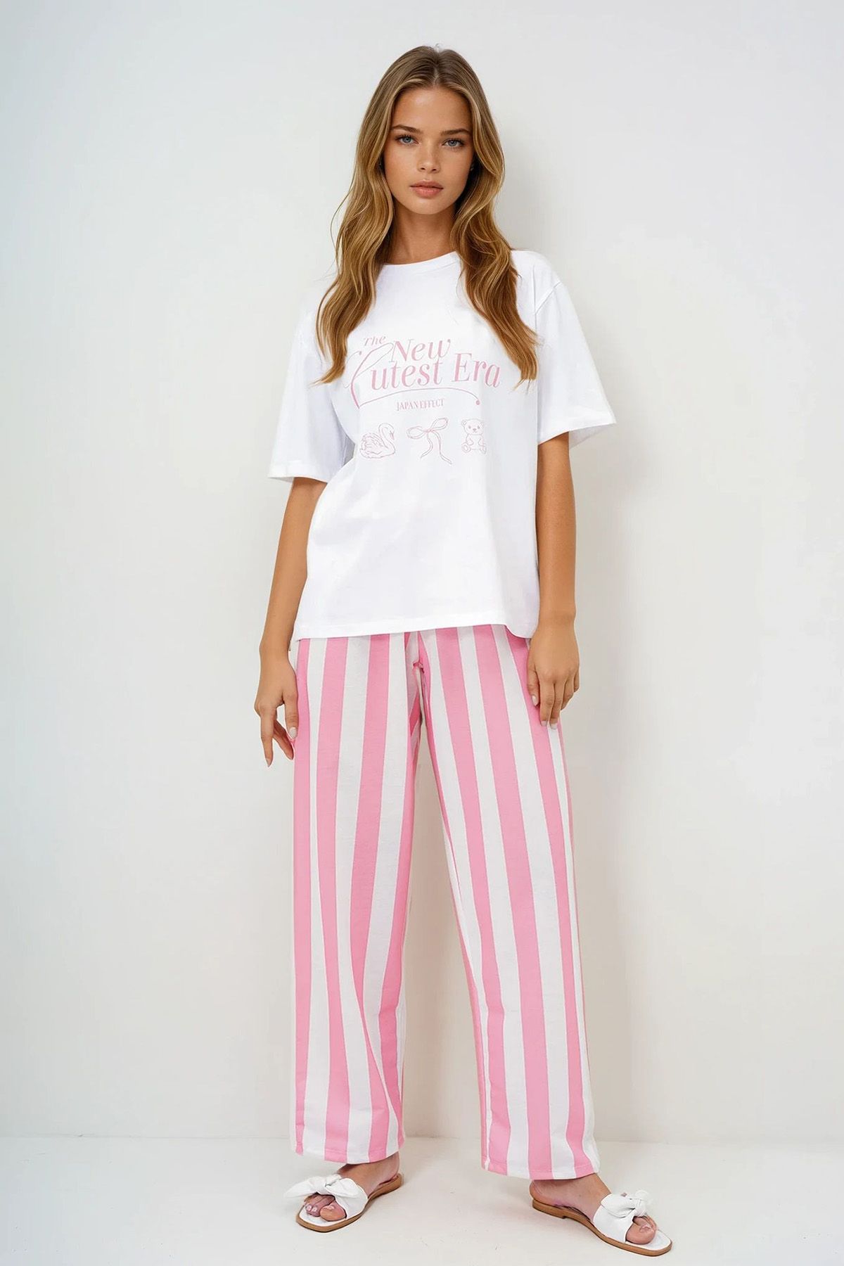 VAGGON Kadın Pembe-beyaz Yazı Baskılı Basic T-shirt Ve Çizgili Pantolonlu Örme Pijama Takımı Pjmx13920
