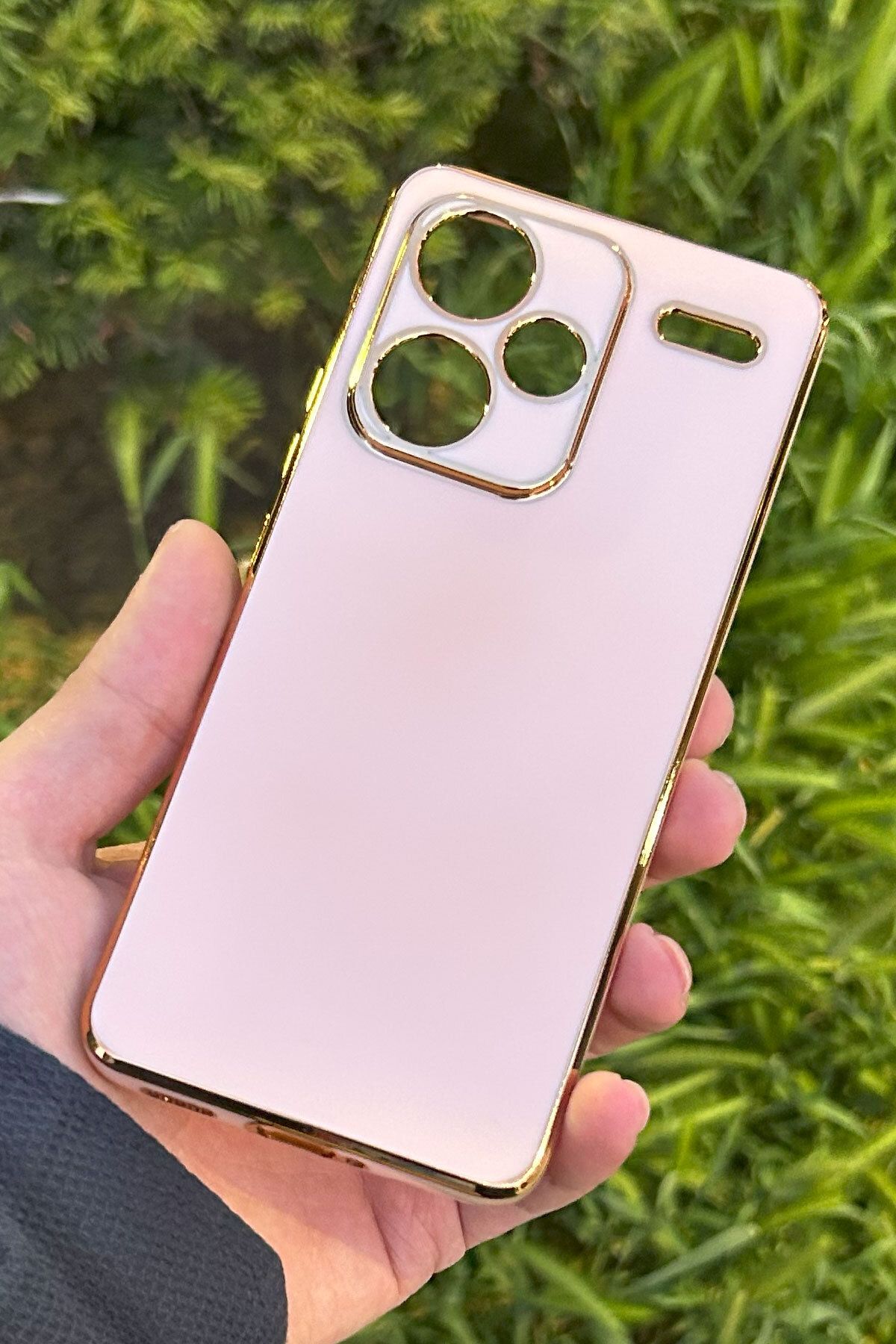 CEPSTOK Xiaomi Redmi Note 13 Pro Plus 5G Kılıf Kenar Detaylı Yumuşak Parlak Silikon