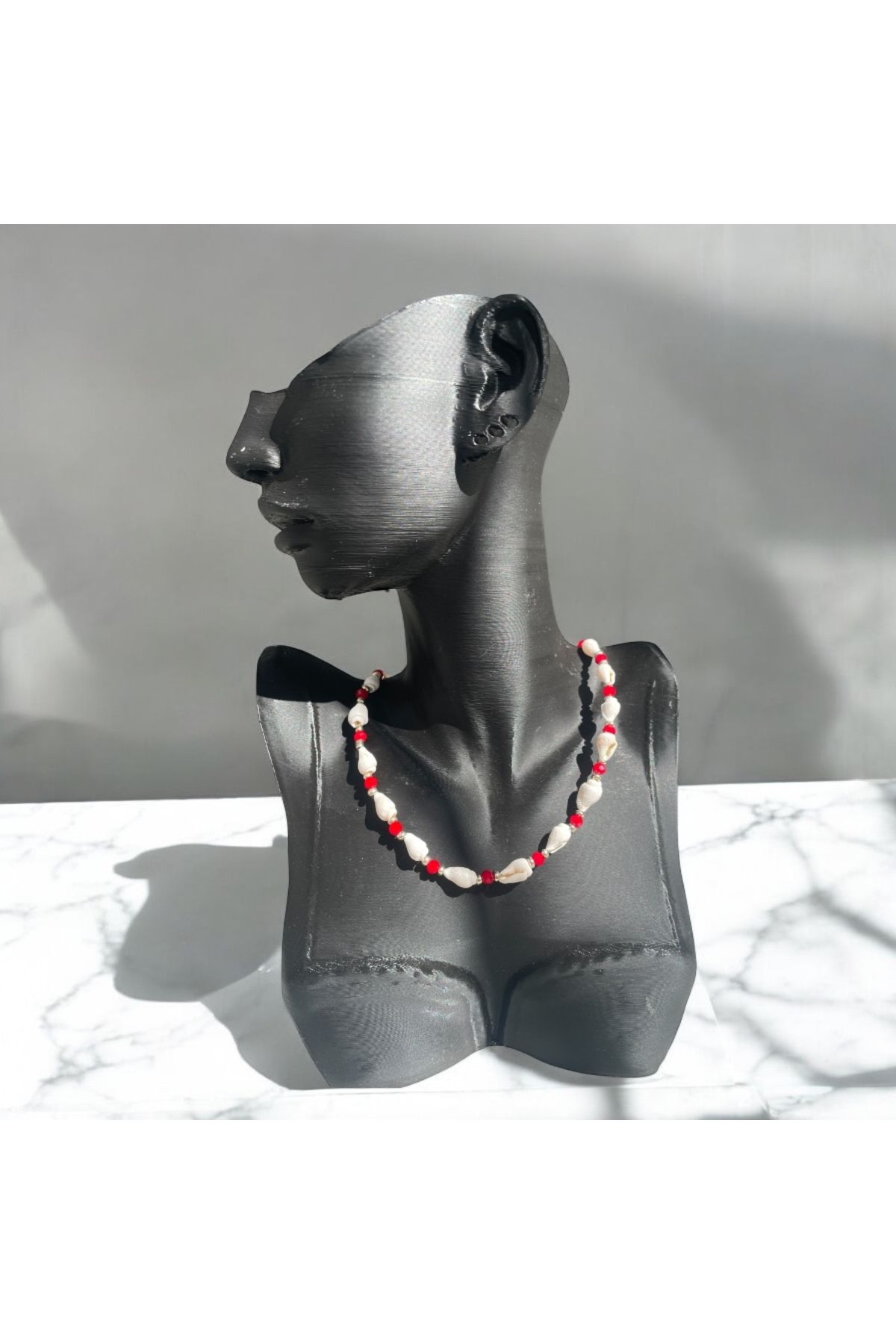 IDORIA Deniz Kabuklu ve Doğal Taşlı Kolye