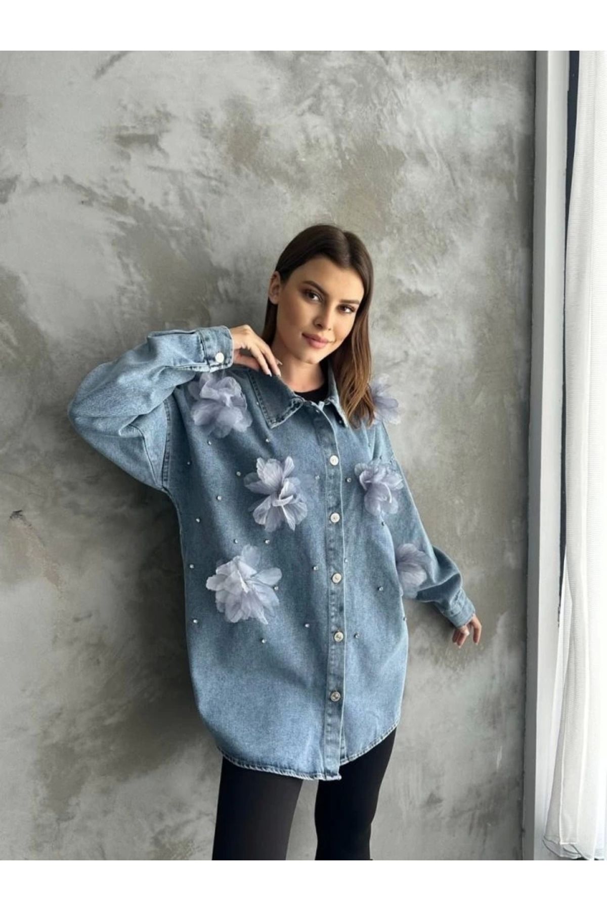 Butik Organze Çiçek Tasarımlı Kot Gömlek