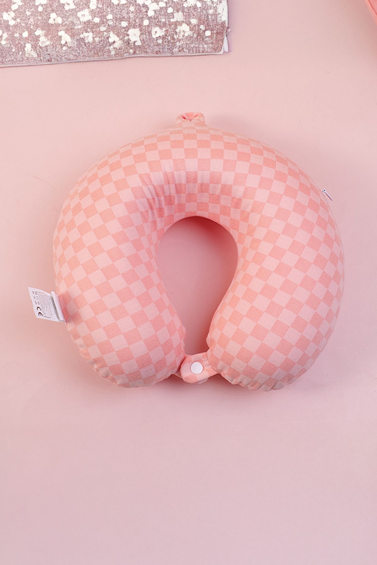 YOYOSO-Mosaic Shaped Memory Foam U Type Pillow Pink 1