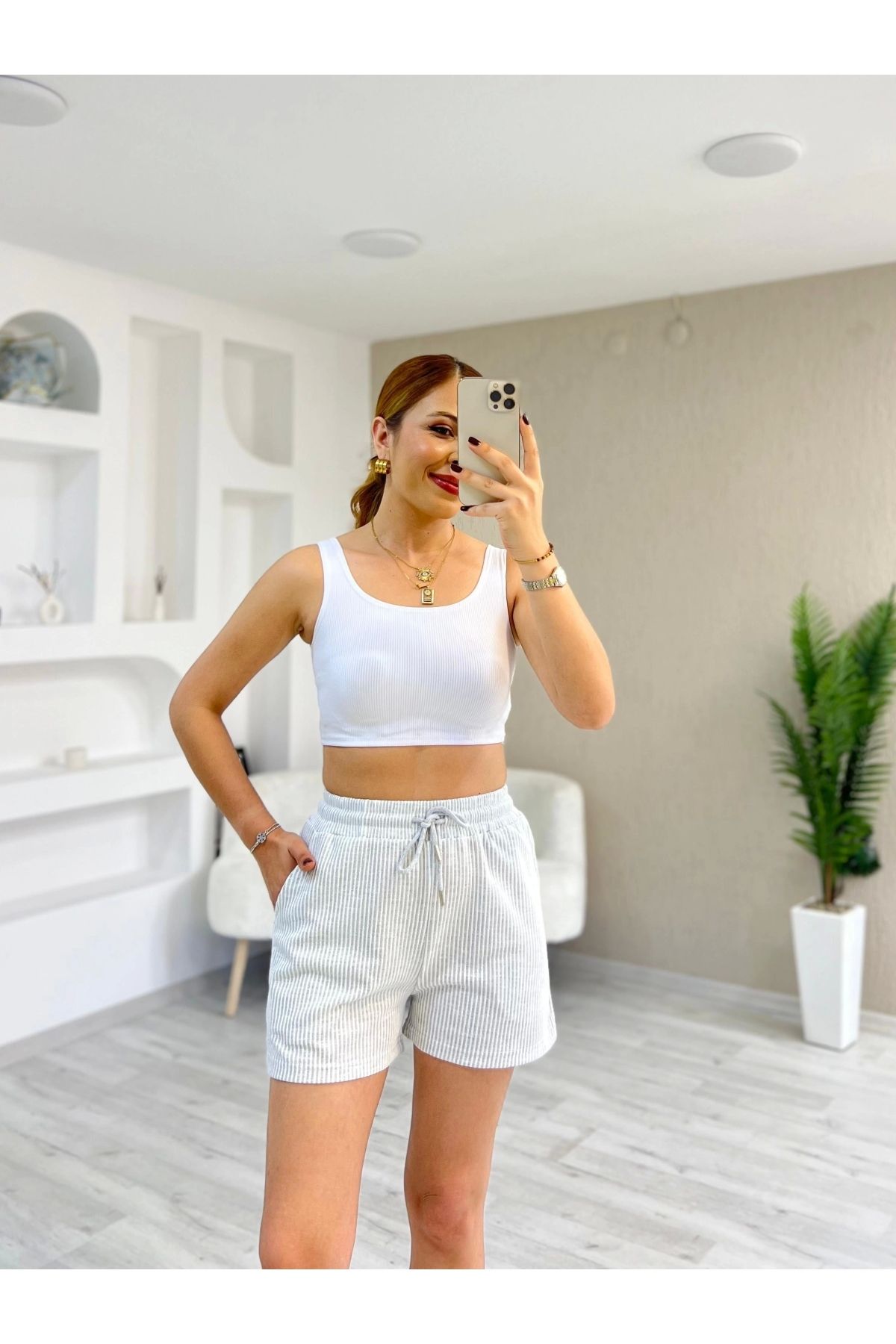 İrka Moda Çizgili Marka Şort Gri
