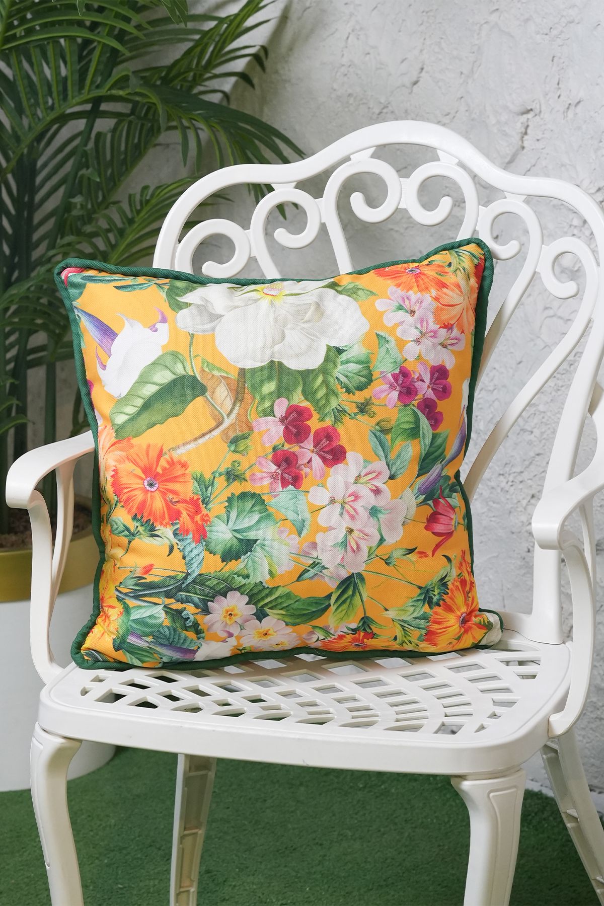 ENCAZİPHOME Floral Yeşil Çiçekli Desen Kare Biyeli Kırlent Kılıfı