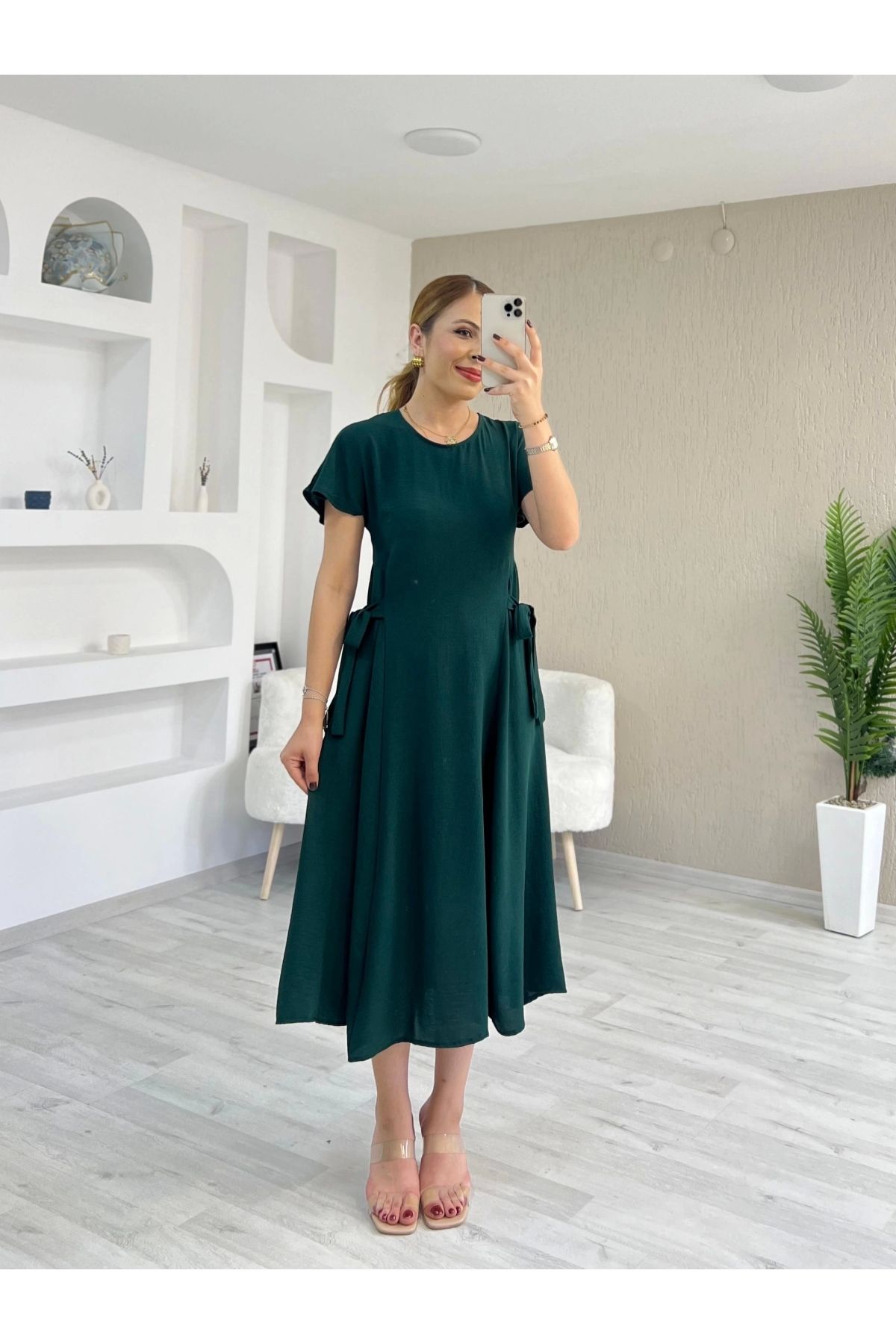 İrka Moda Yan Bağlama Detay Ayrobin Elbise Zümrüt