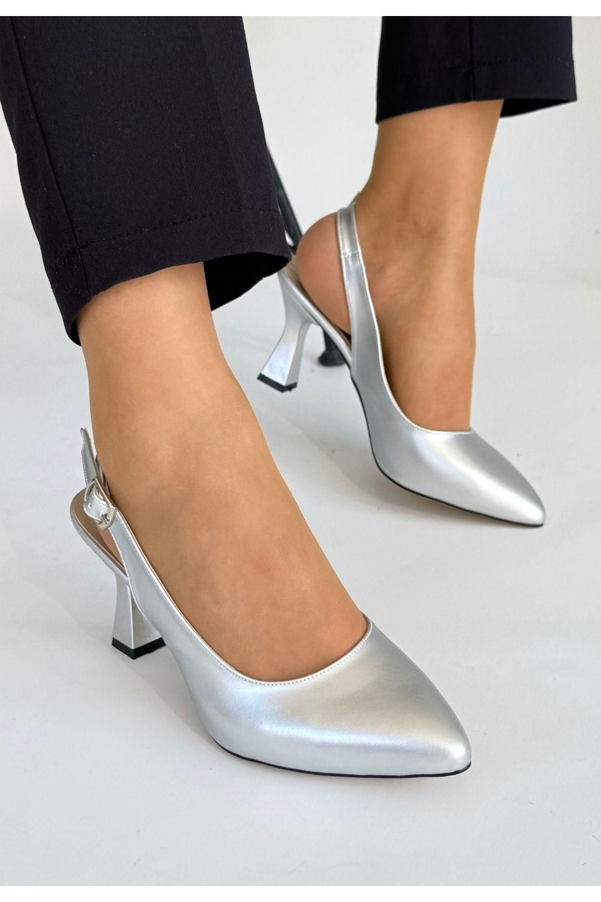 Nil Shoes Ester Gri Cilt Topuklu Ayakkabı