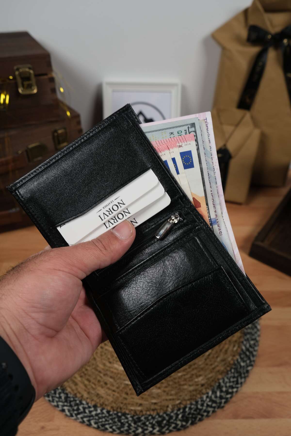 Norvi Leather Bozuk Para Bölmeli Hakiki Deri Cüzdan Siyah