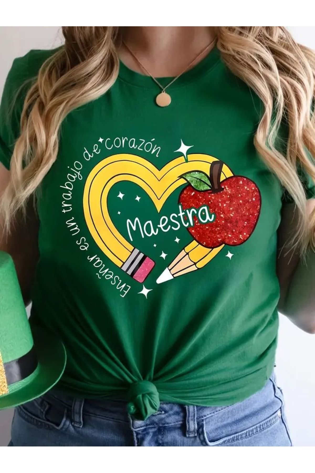 aynewmoda Şeftali ve kalem desenli, kısa kollu, yuvarlak yakalı tişört