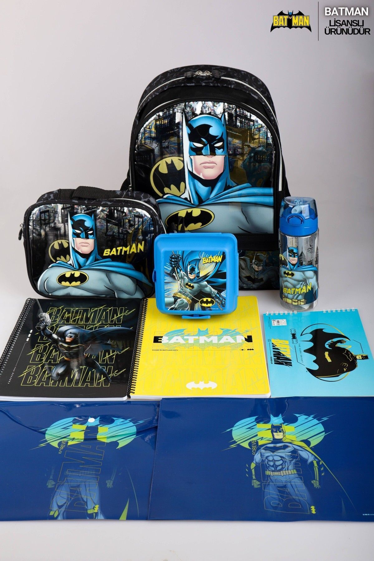 Batman Lisanslı Okul,beslenme Ve Kalem Çantası,beslenme Kabı Ve 500 ml Trıtan Matara Ile Kırtasiye O