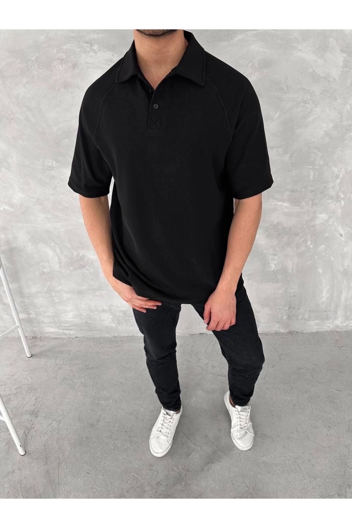 MODA Yakalı Patlı Kısa Kol T-shirt - Siyah