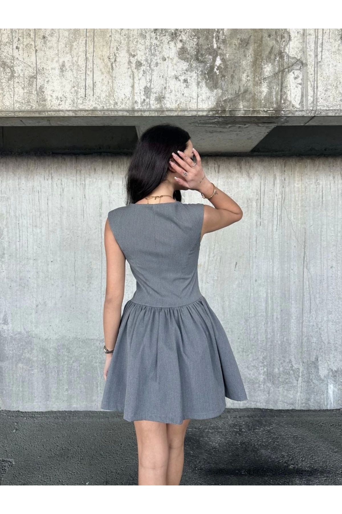 MODA Kolsuz Mini Elbise- Gri