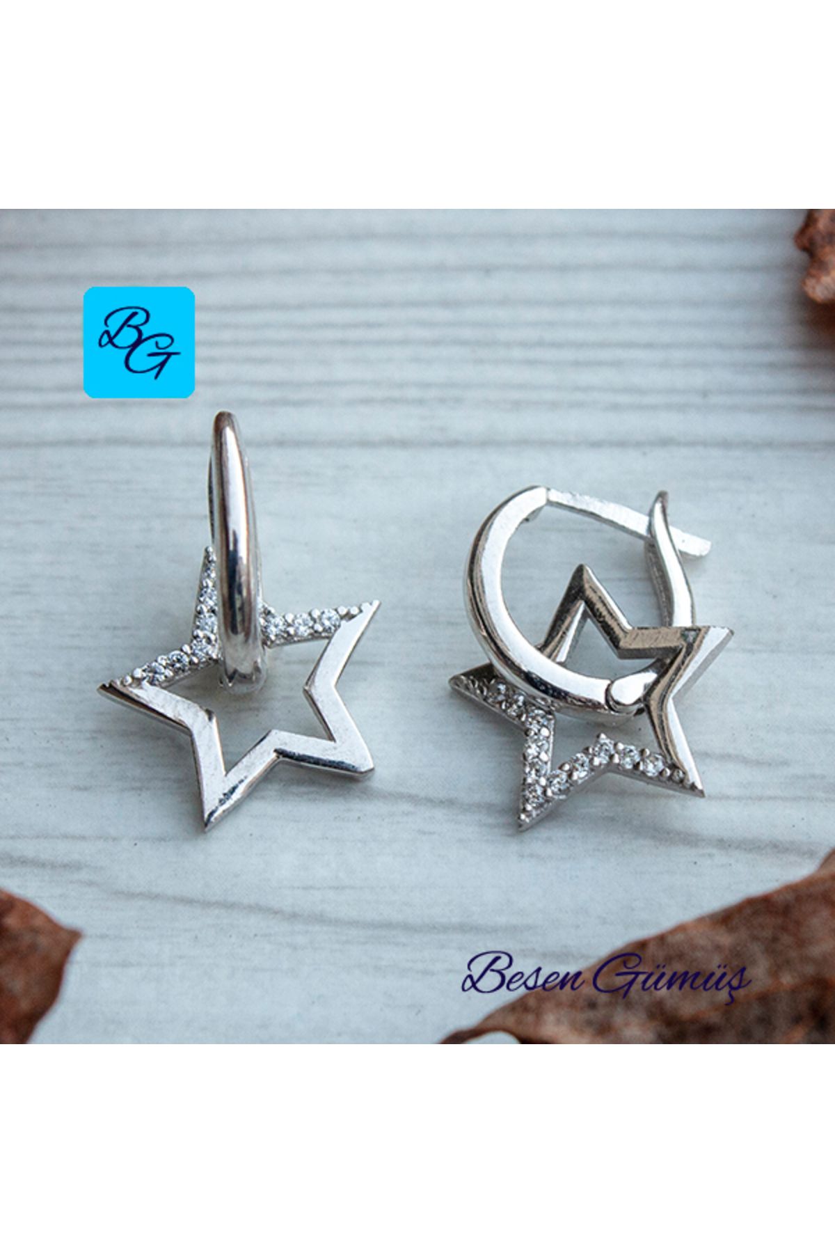 Besen Gümüş Zirkon Taşlı Yıldız Küpe