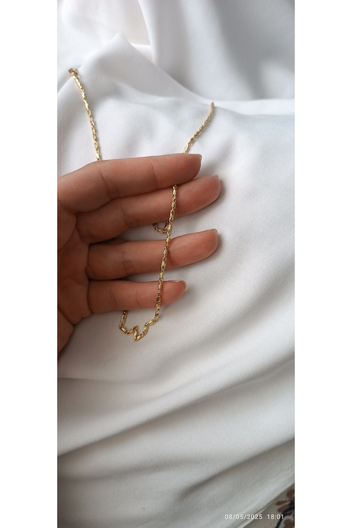 ARİ TAKI Mini dolama Gold çelik kolye