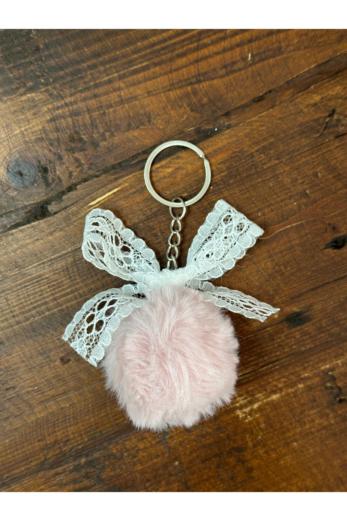 Creative Box Pembe ponpon ve dantel fiyonklu,anahtarlık ,çanta süsü