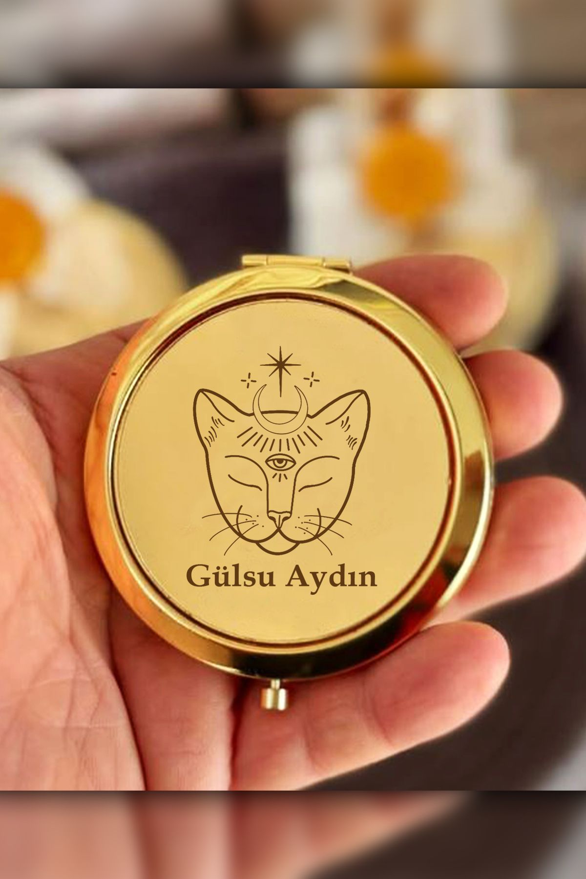 İŞTE BU Kişiye Özel İsimli Kedi Baskılı Daire Metal Ayna Çanta, Cep ve Makyaj Aynası