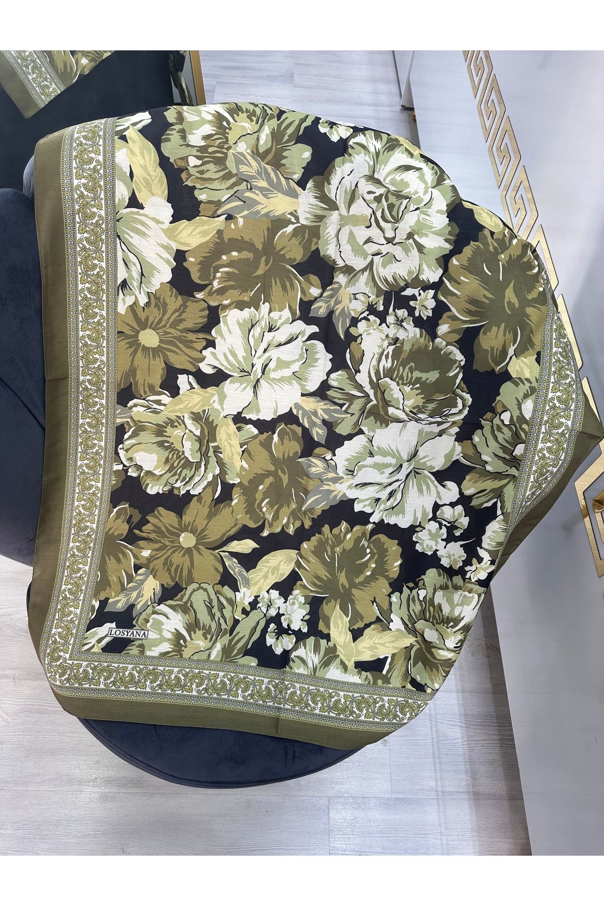 NurScarf Rose Desen Pamuk İpek Şal