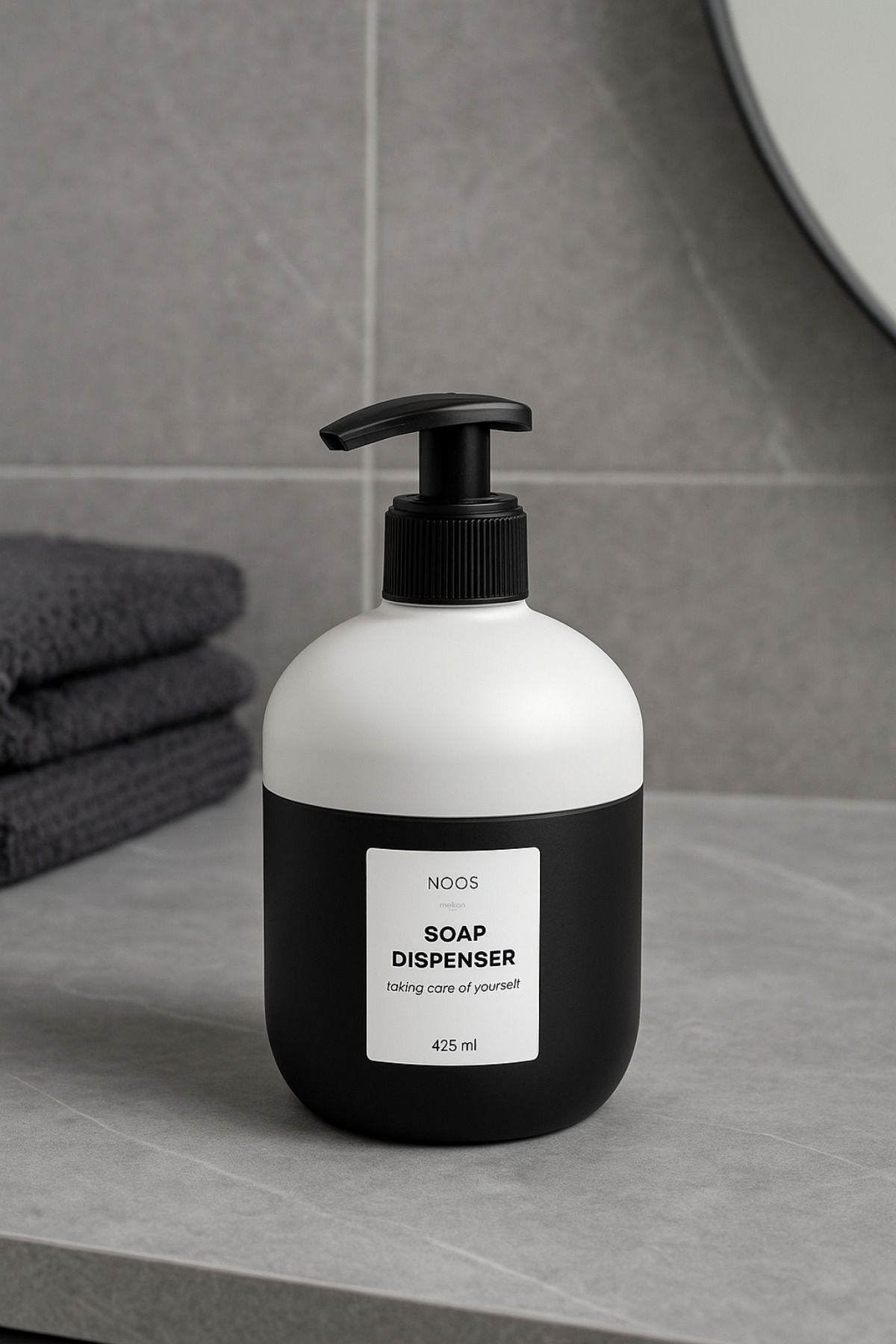 Melkan Home Cam Sıvı Sabunluk | 425 ml | Modern Banyo Sabunluk | Şık Pompalı Cam Dispenser 9,4x9,4x16 cm