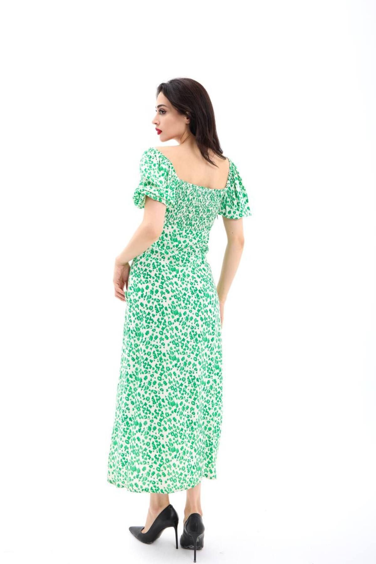 Castivo Fashion Kare Yaka Düğmeli Yırtmaçlı Desenli Elbise