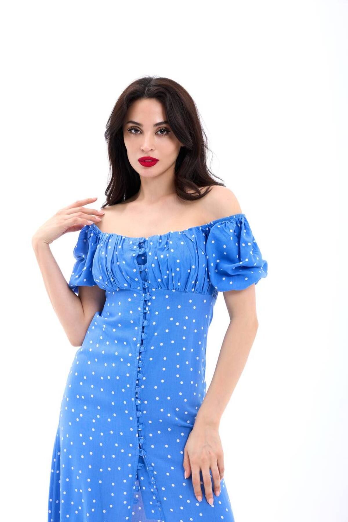 Castivo Fashion Kare Yaka Düğmeli Yırtmaçlı Desenli Elbise