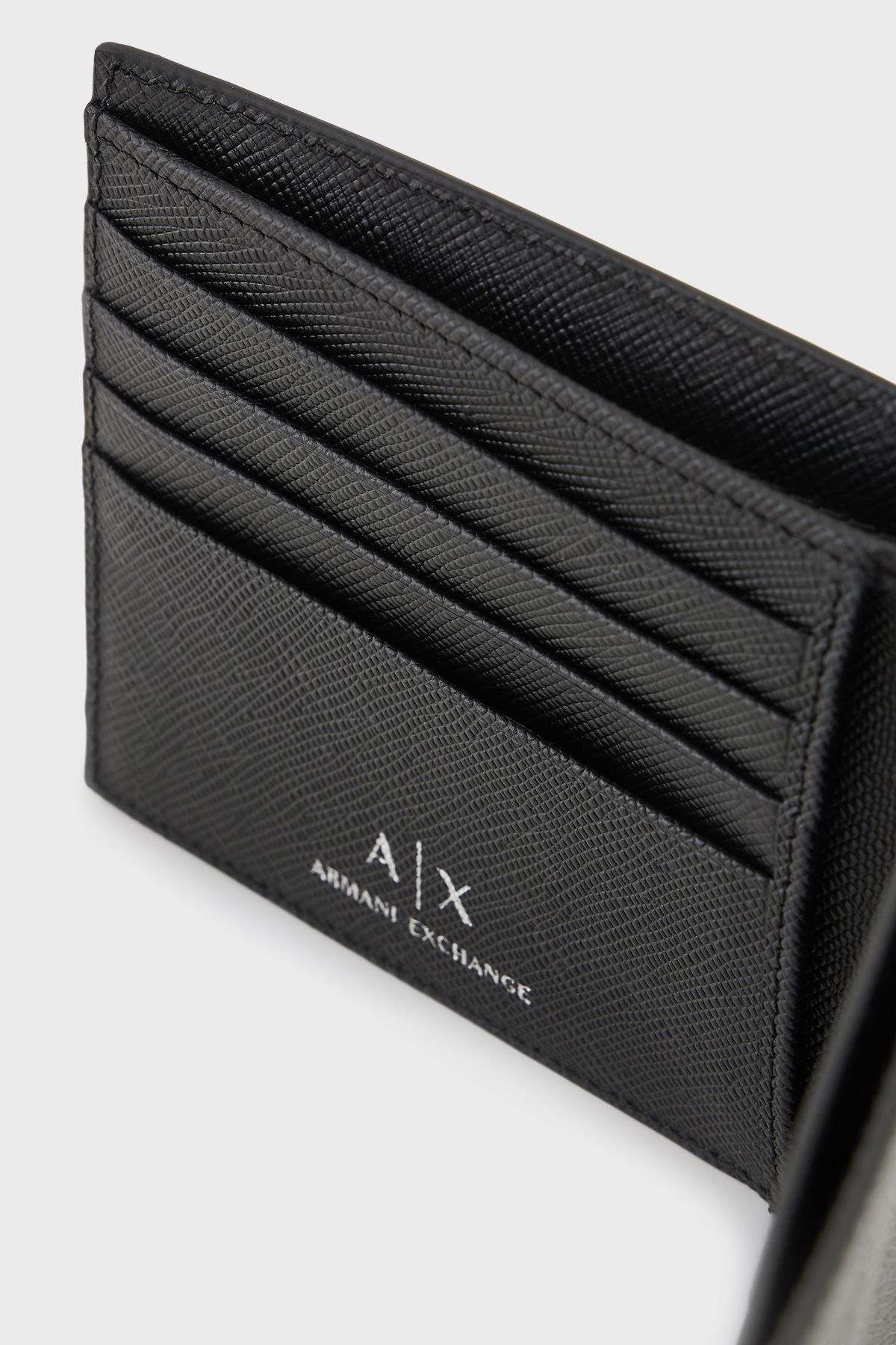 کیف پول مردانه آرم چرمی اصلی XM000168 AF12702 UC001 Armani Exchange