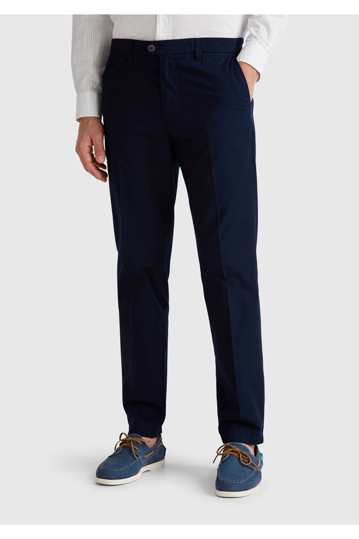 United Colors of Benetton Erkek Lacivert %100 Koton Paraşüt Kumaş Slim Fit Chino Pantolon