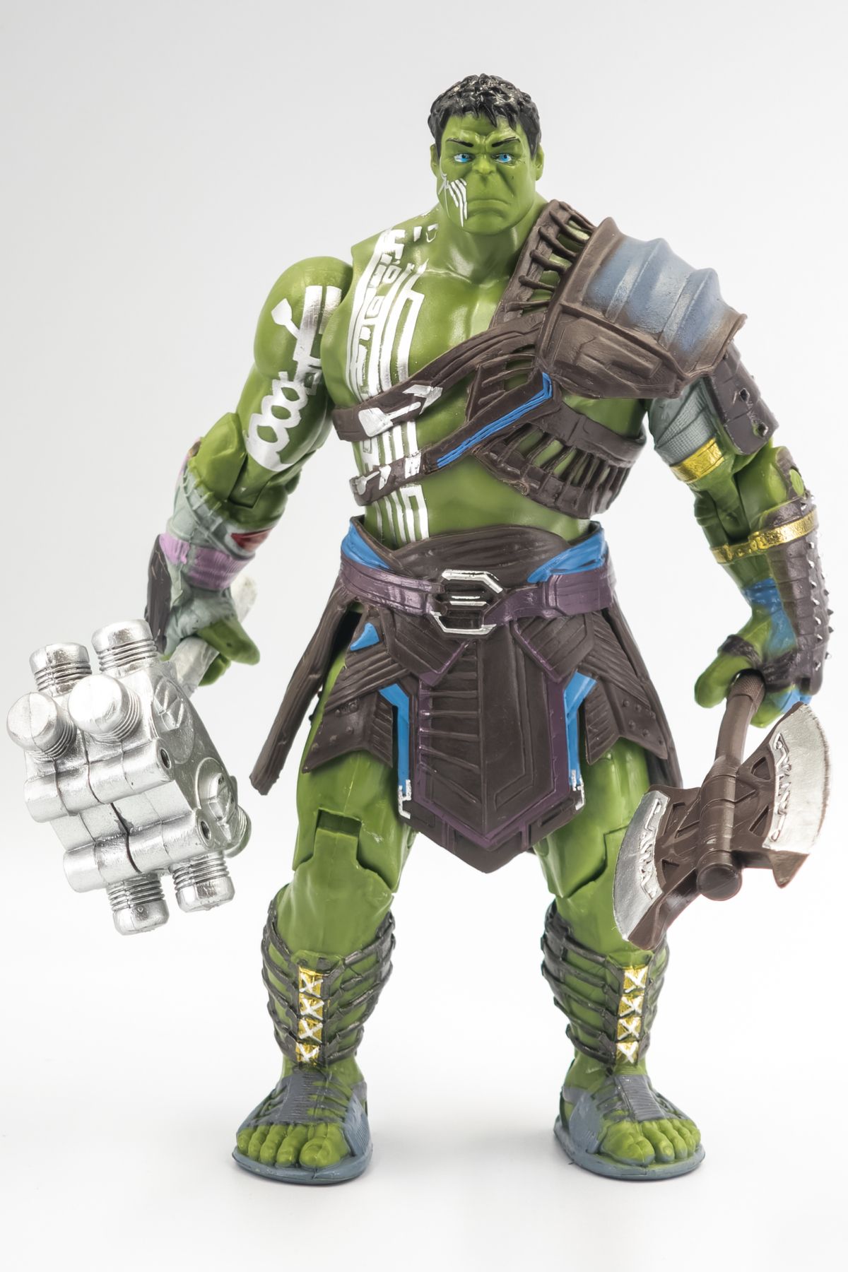 shop Hulk Gladyatör Figürü – 20 cm | Hareketli Eklemli, Miğferli, Balta ve Çekici Aksesuar Setli