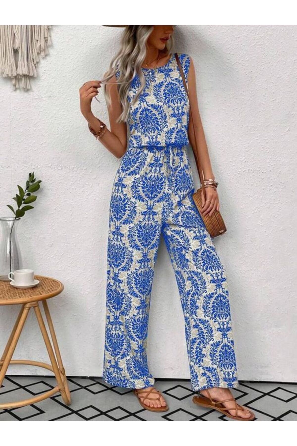 Butik Önden Bağcıklı Kolsuz Desenli Süprem Elbise