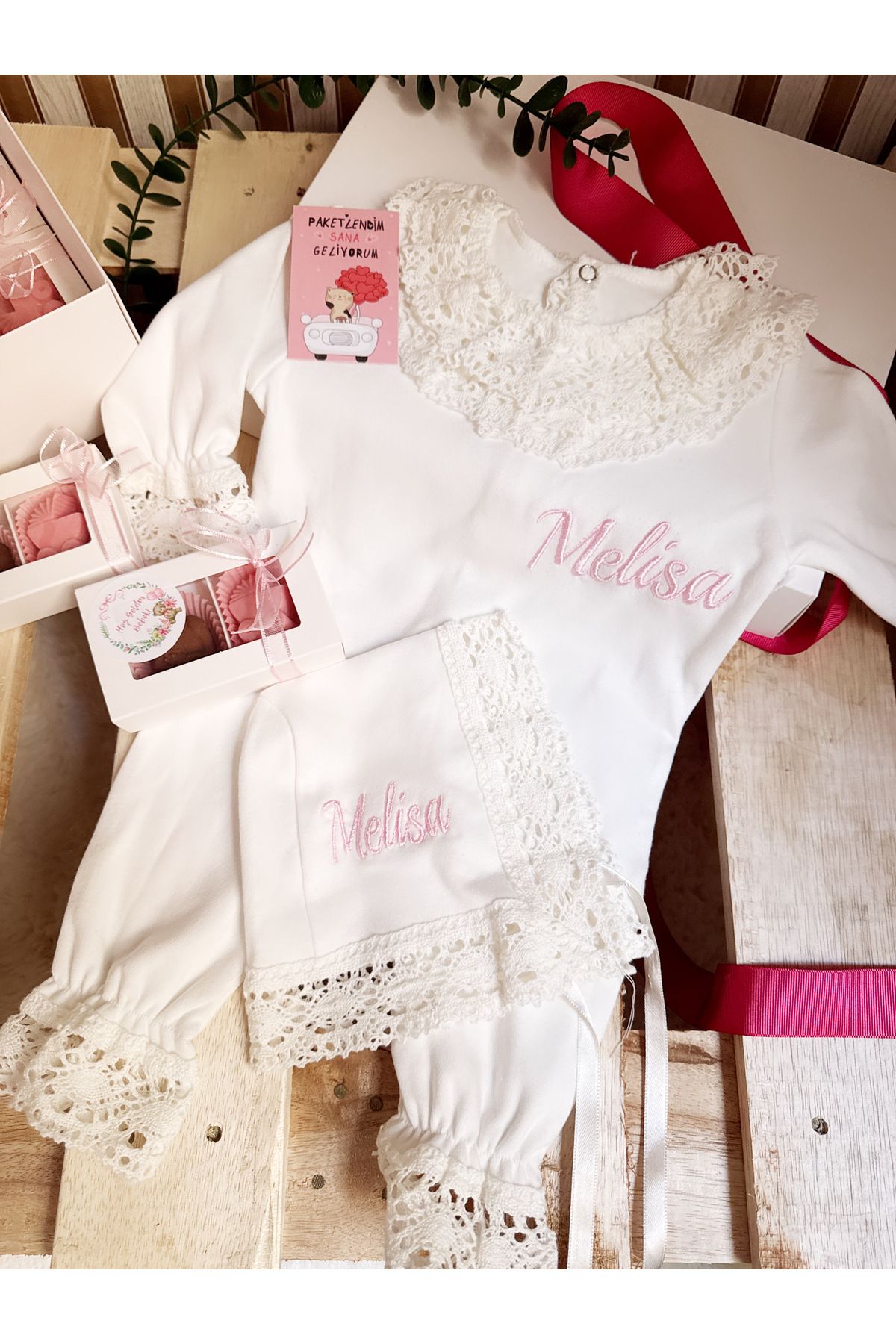 Ela baby Kişiye özel doğum hediyesi