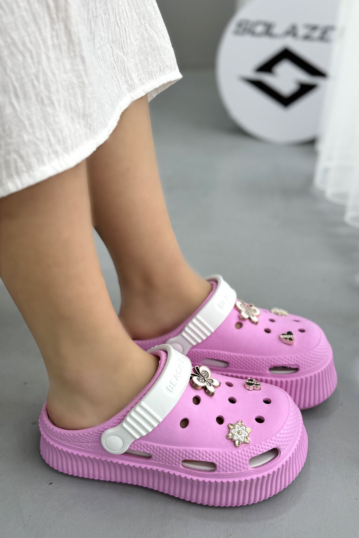 Elvin Shoe Kadın Terlik - Pembe Ortopedik Tabanlı Taşlı Günlük