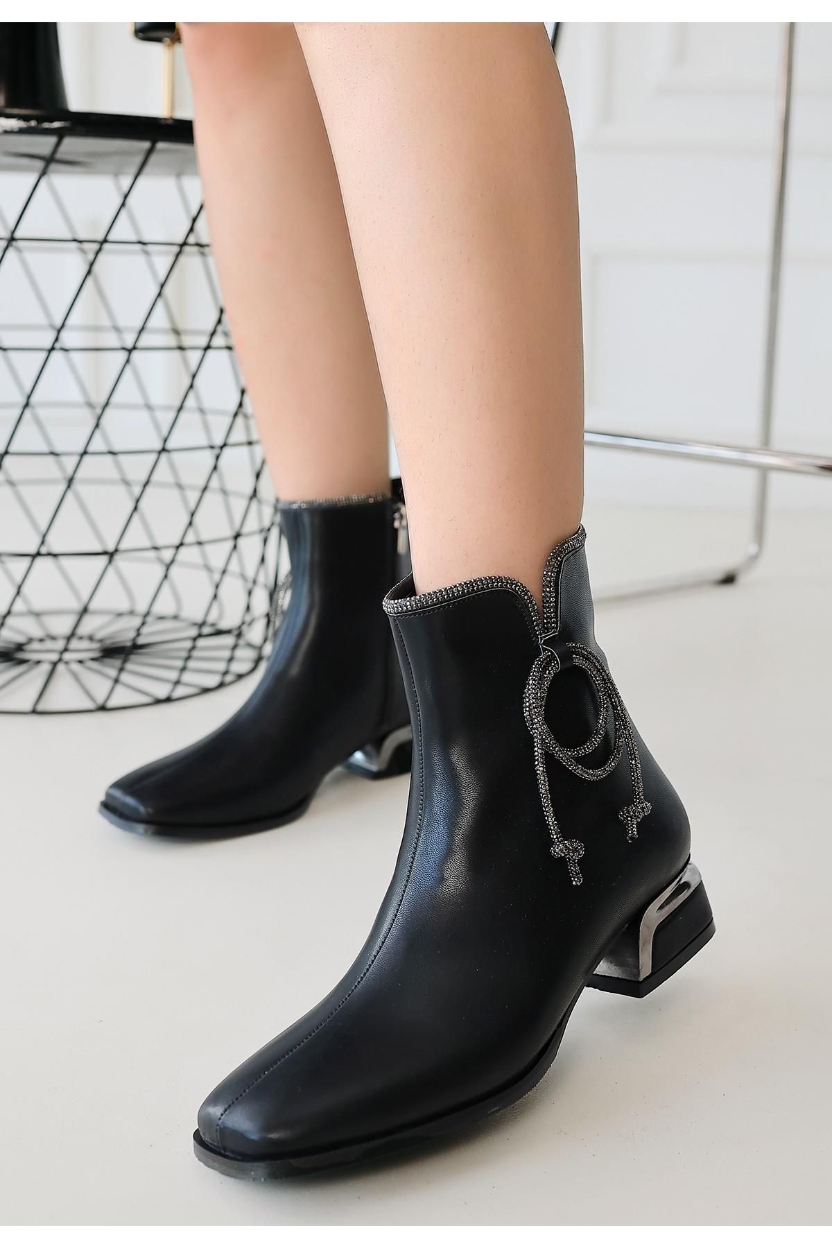 Nil Shoes Melina Siyah Cilt Topuklu Bot