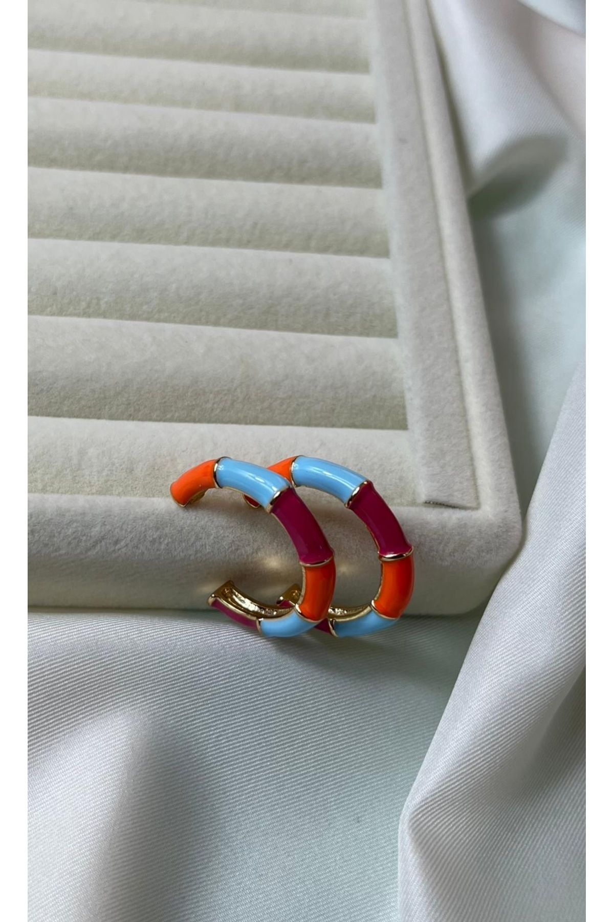Orvix Accessories GÖKKUŞAĞI YAZLIK HALKA KADIN KÜPE VİNTAGE KÜPE ABİYE KÜPE HEDİYELİK KÜPE