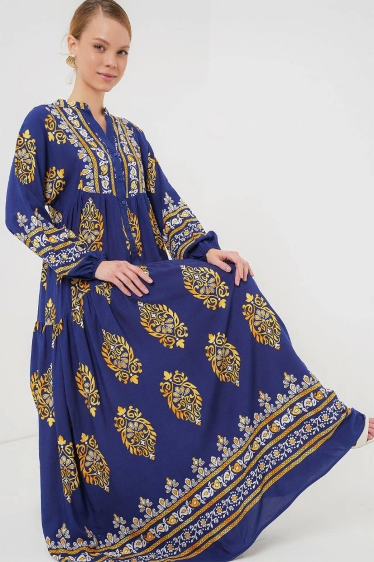 Butik Otantik Desenli Tesettür Elbise - Lacivert