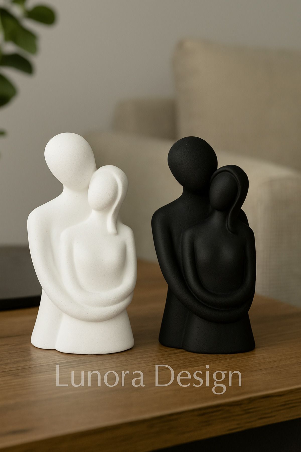 Lunora Design Sarılan Çift Figürü Biblo – Siyah & Beyaz 2’li Dekoratif Set