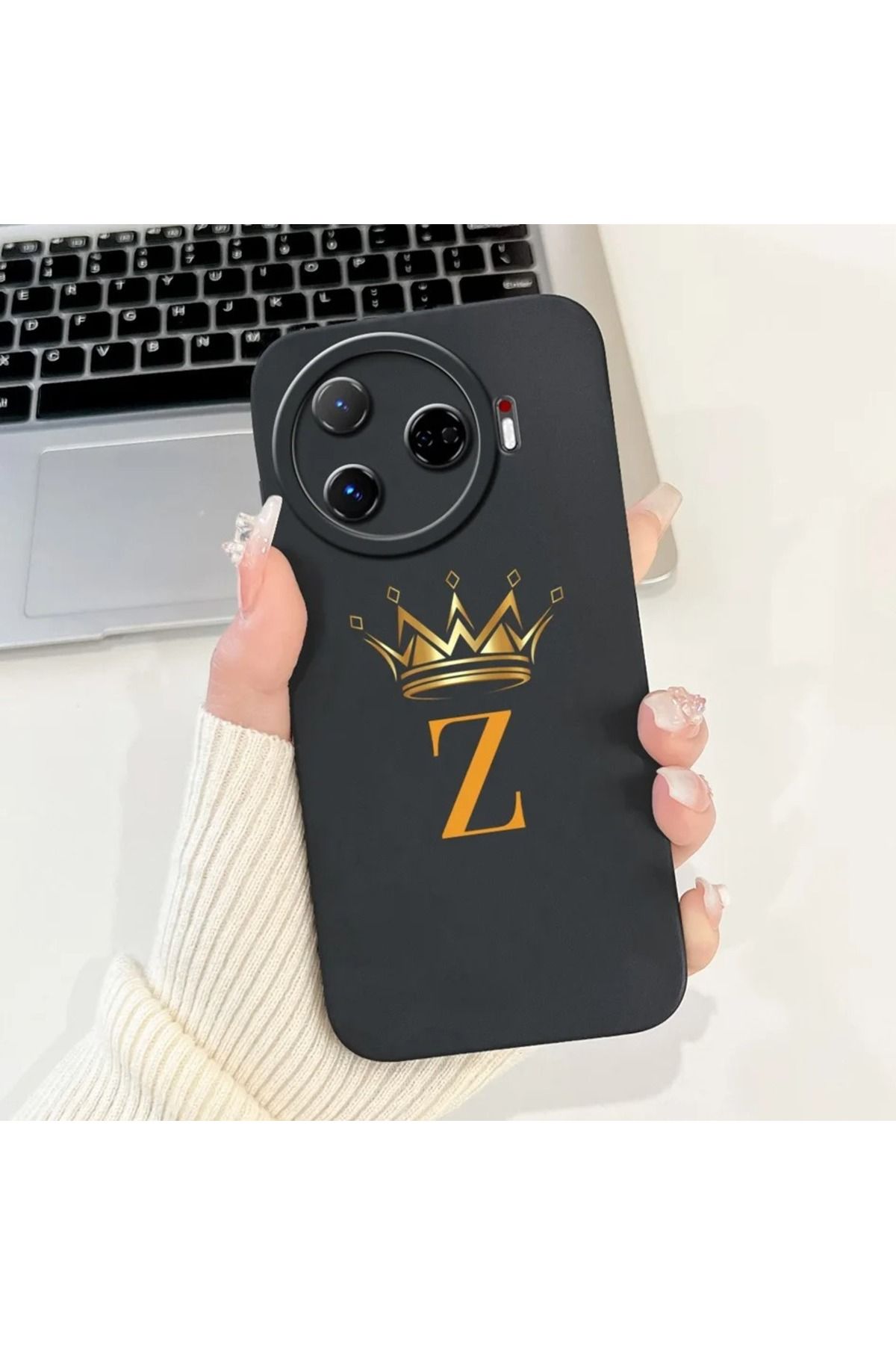 Rotaks Tecno Camon 30 Pro 5g Uyumlu Harfli Taç Baskılı Kişiye Özel Silikon Telefon Kılıfı - Z