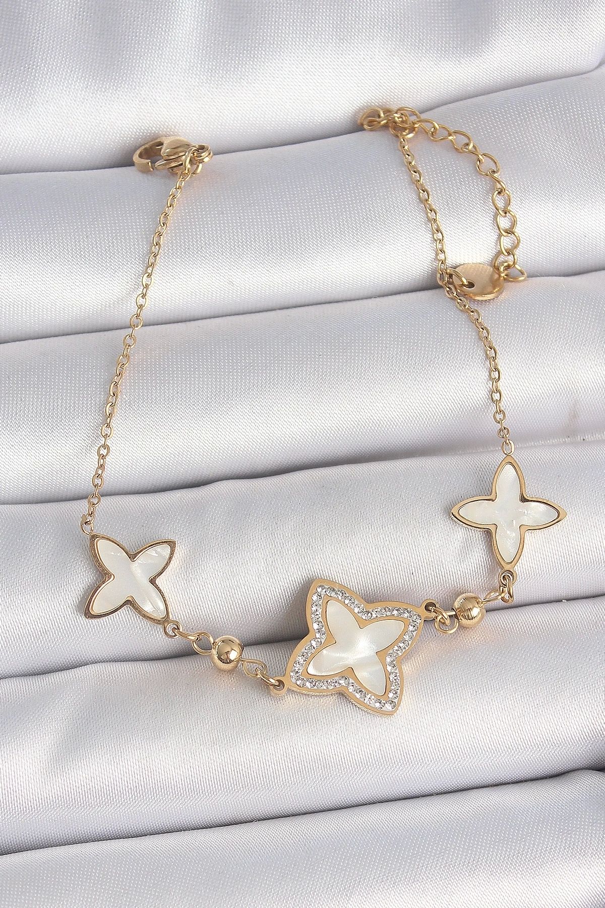 GLIMMERY 316L Çelik Gold Renk Beyaz Mineli Çiçek Model Zirkon Taş Detay Kadın Bileklik