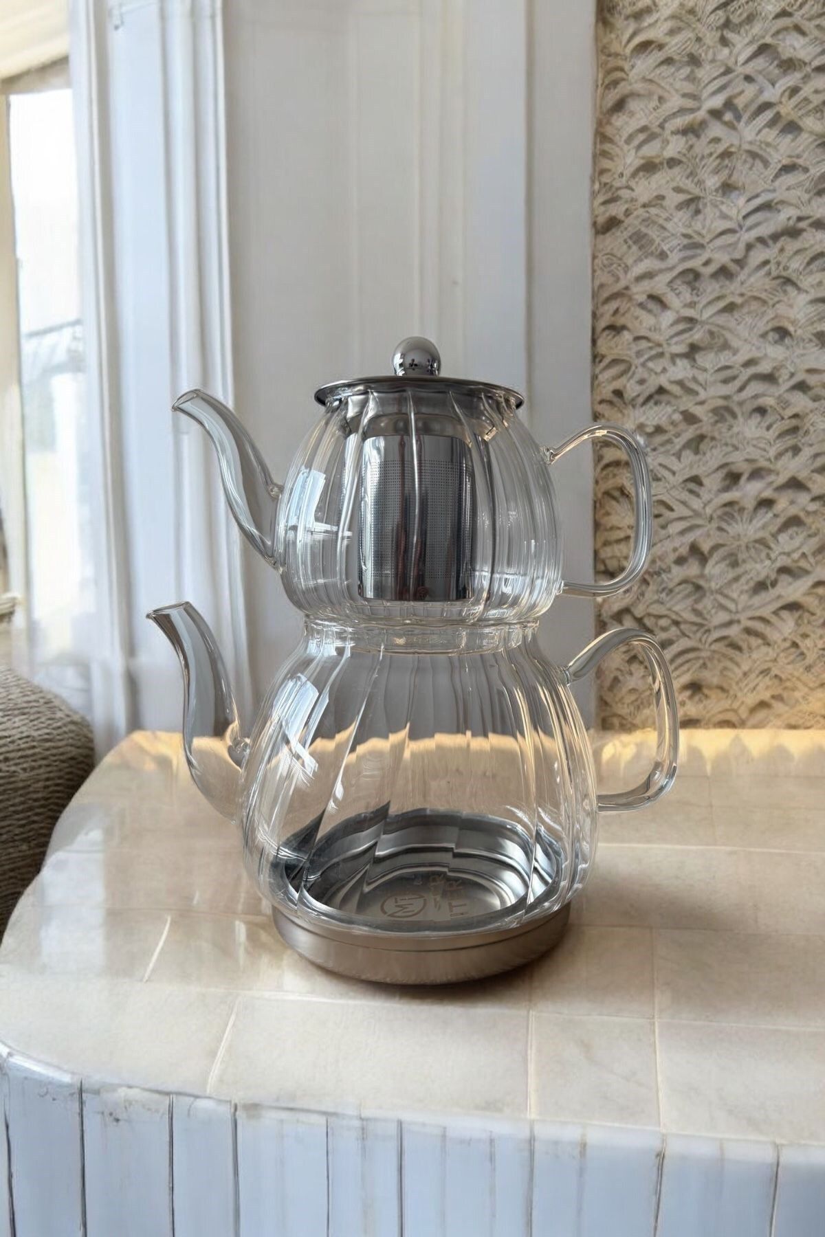 morponi Borosilikat Cam Metal Süzgeçli ve Kapaklı İndüksiyon Tabanlı Çaydanlık Seti Papatya Model