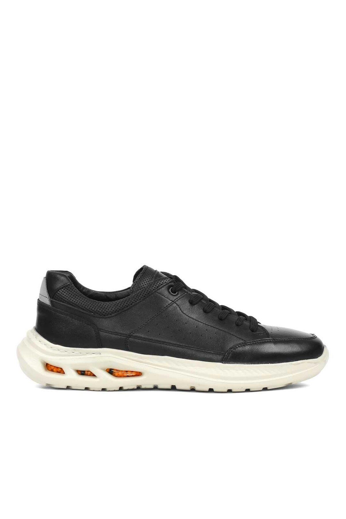 Celal Gültekin Erkek Siyah Bağcıklı Kalın Tabanlı Deri Sneaker