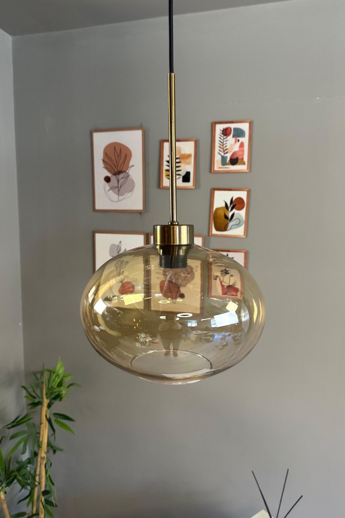 Bamyum Solvia Cam Bal Rengi Tekli Avize İnce Eskitme Başlık Retro Sarkıt Lamba Salon Aydınlatma